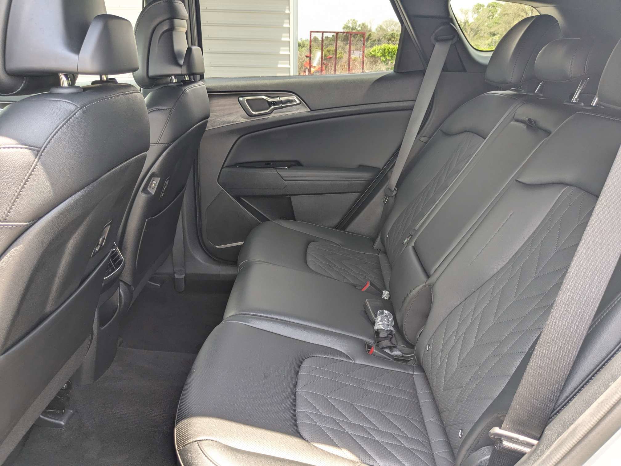 Used 2025 Kia Sportage X-Line AWD/4WD image 13