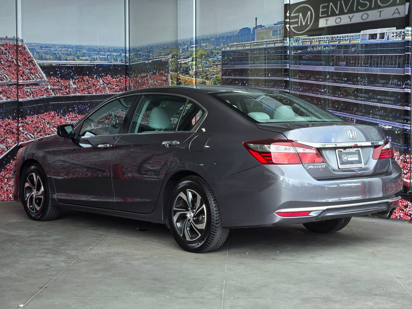 Used 2016 Honda Accord LX image 4