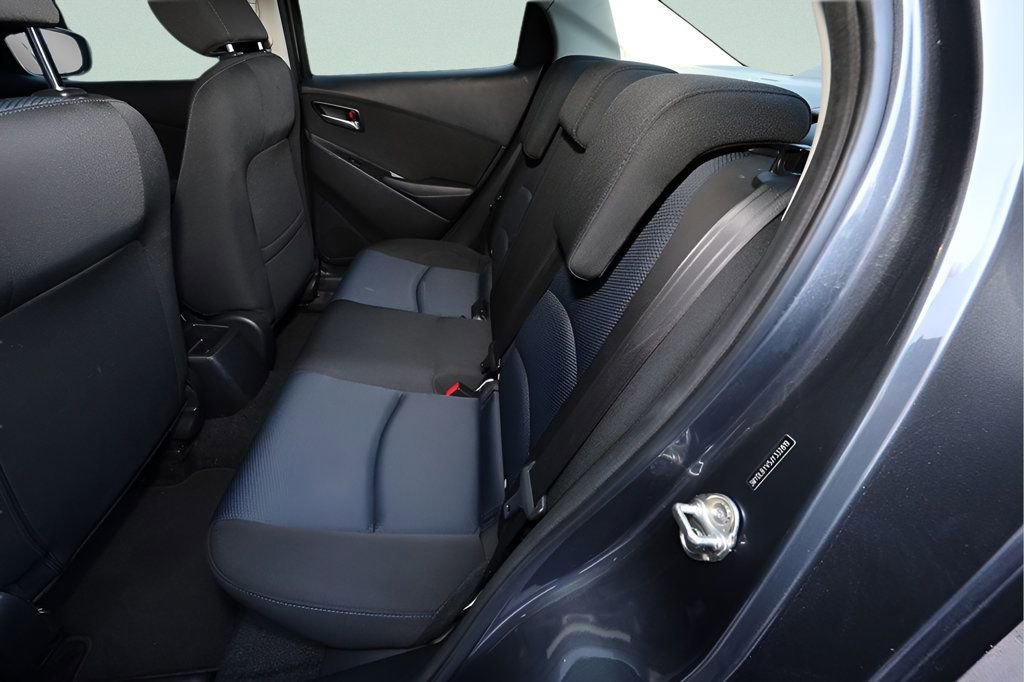 Used 2018 Toyota Yaris iA FWD image 13