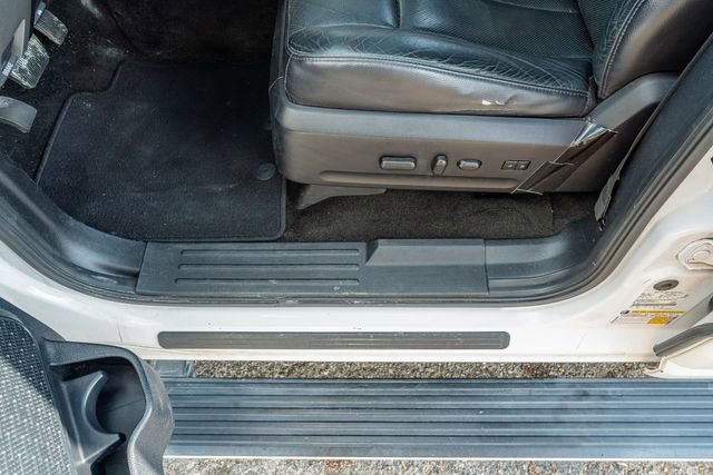 Used 2017 Ford Expedition Limited w/ Equipment Group 301A image 18