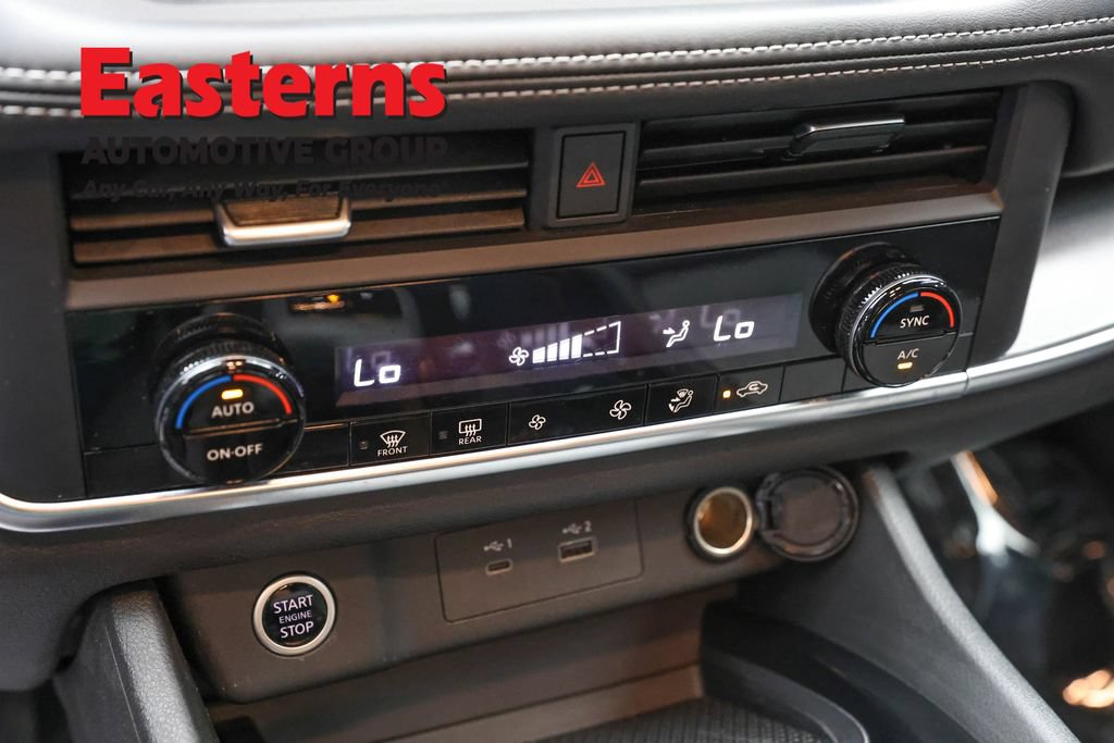 Used 2023 Nissan Rogue SV AWD/4WD image 21