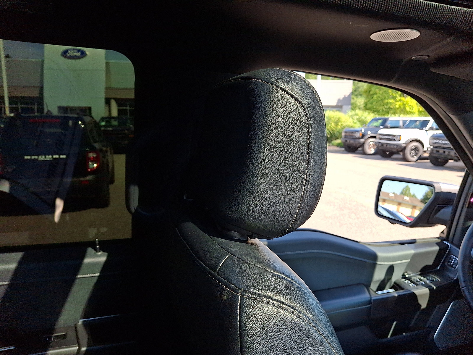 Used 2024 Ford F150 Lariat w/ Equipment Group 502A High AWD/4WD image 13