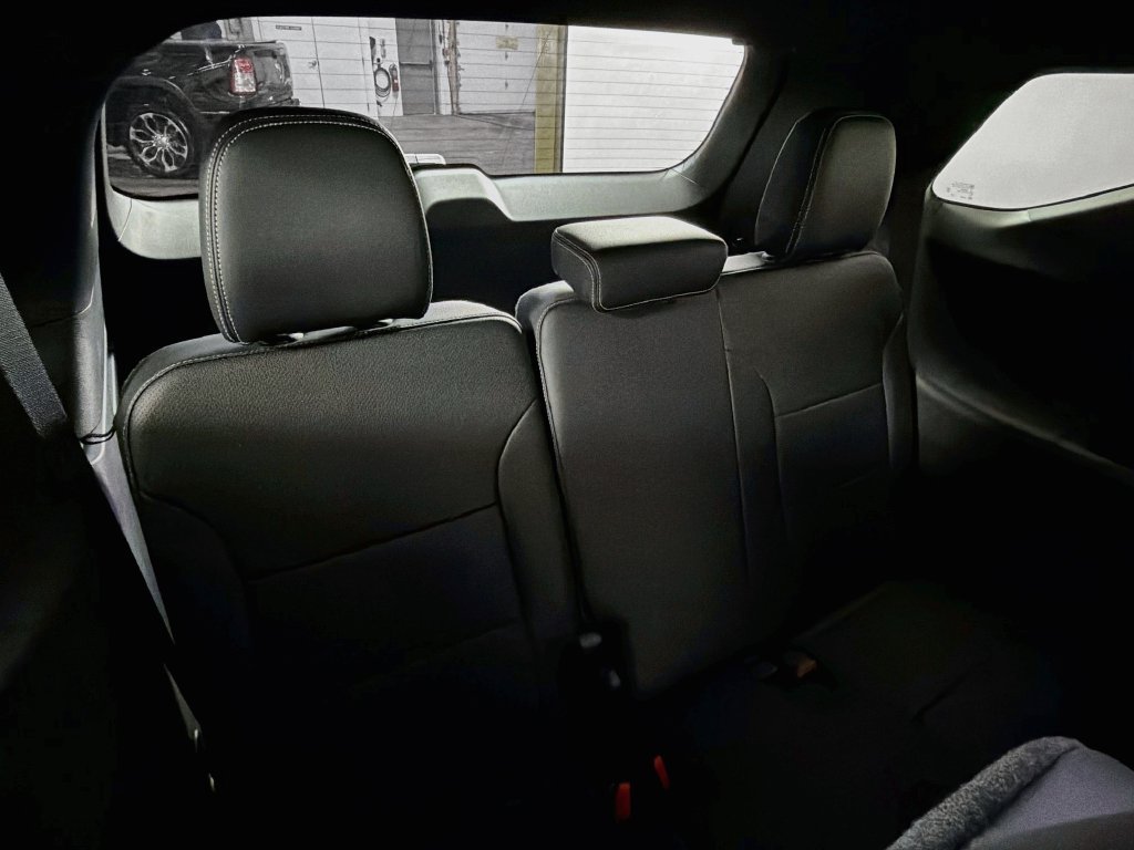 New 2027 Chevrolet Traverse LT w/ Sun and Wheel Package AWD/4WD image 28