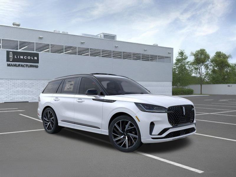 New 2026 Lincoln Aviator Black Label w/ Black Label Special Edition AWD/4WD image 7