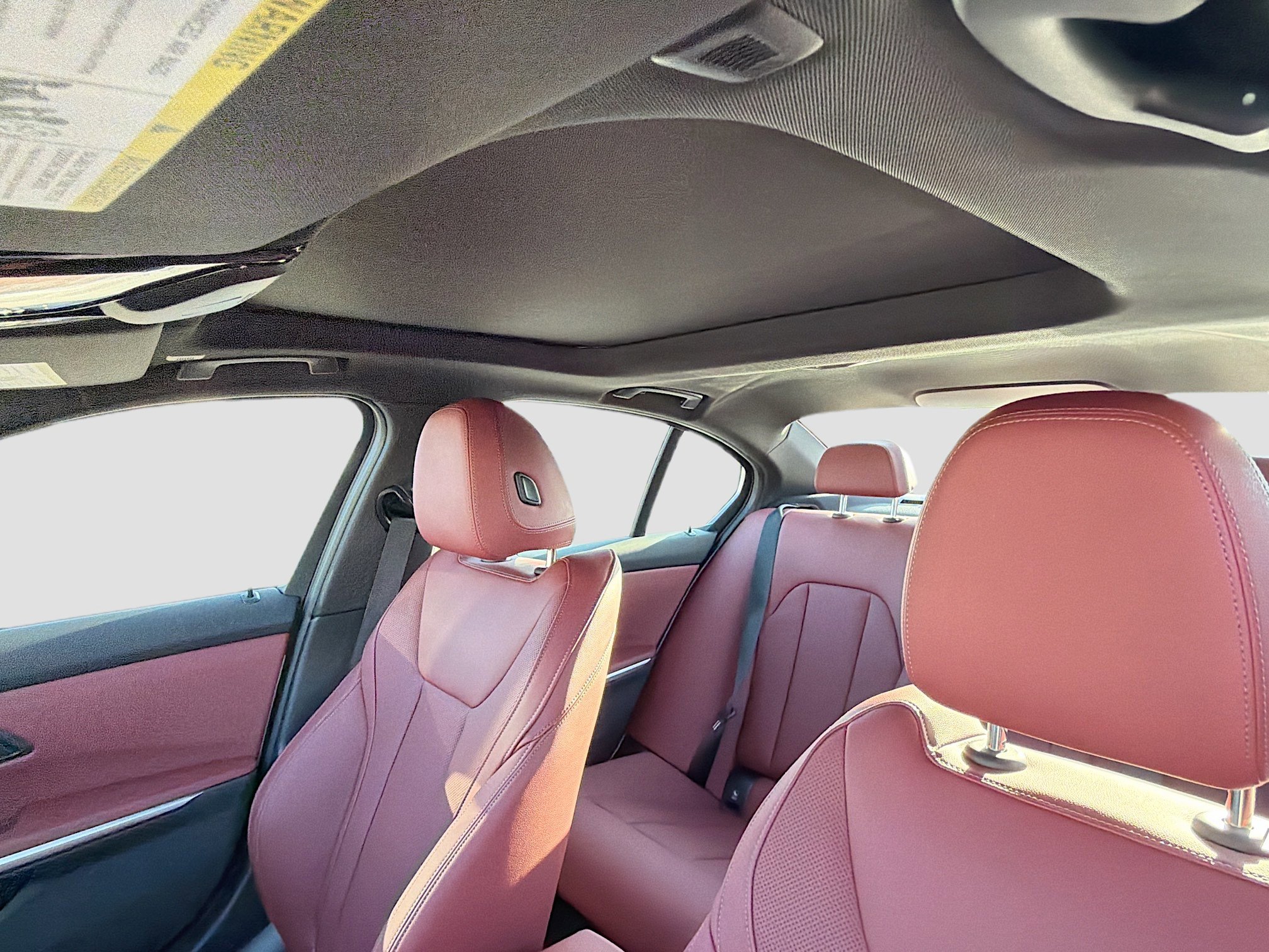 Used 2025 BMW 330i Sedan image 27