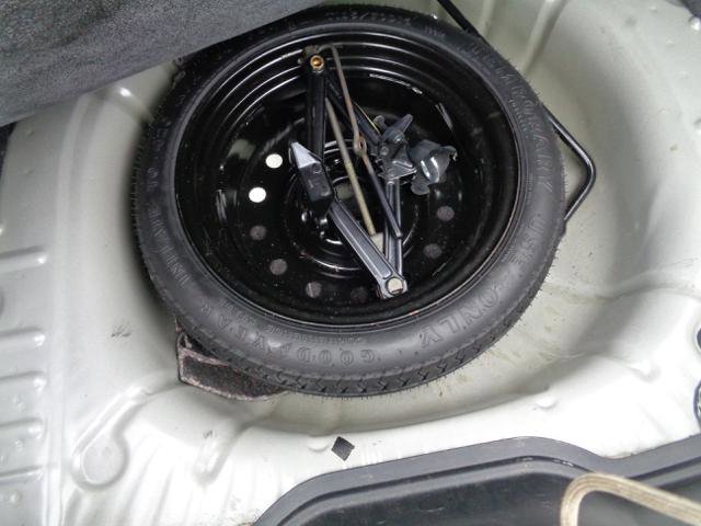 Used 2004 Ford Taurus LX image 24