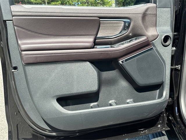 New 2025 Ford Expedition Max Platinum w/ Platinum Ultimate Package image 10