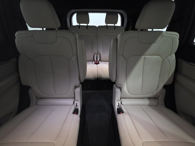 Used 2024 Jeep Grand Cherokee L Limited image 15