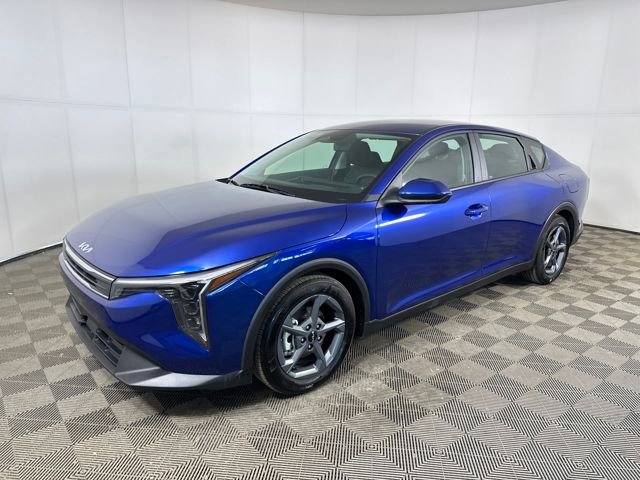 Used 2025 Kia K4 LXS image 7