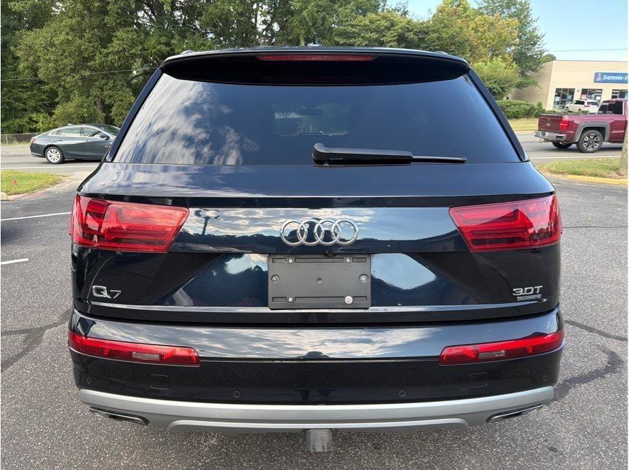Used 2017 Audi Q7 3.0T Prestige w/ Prestige Package AWD/4WD image 5
