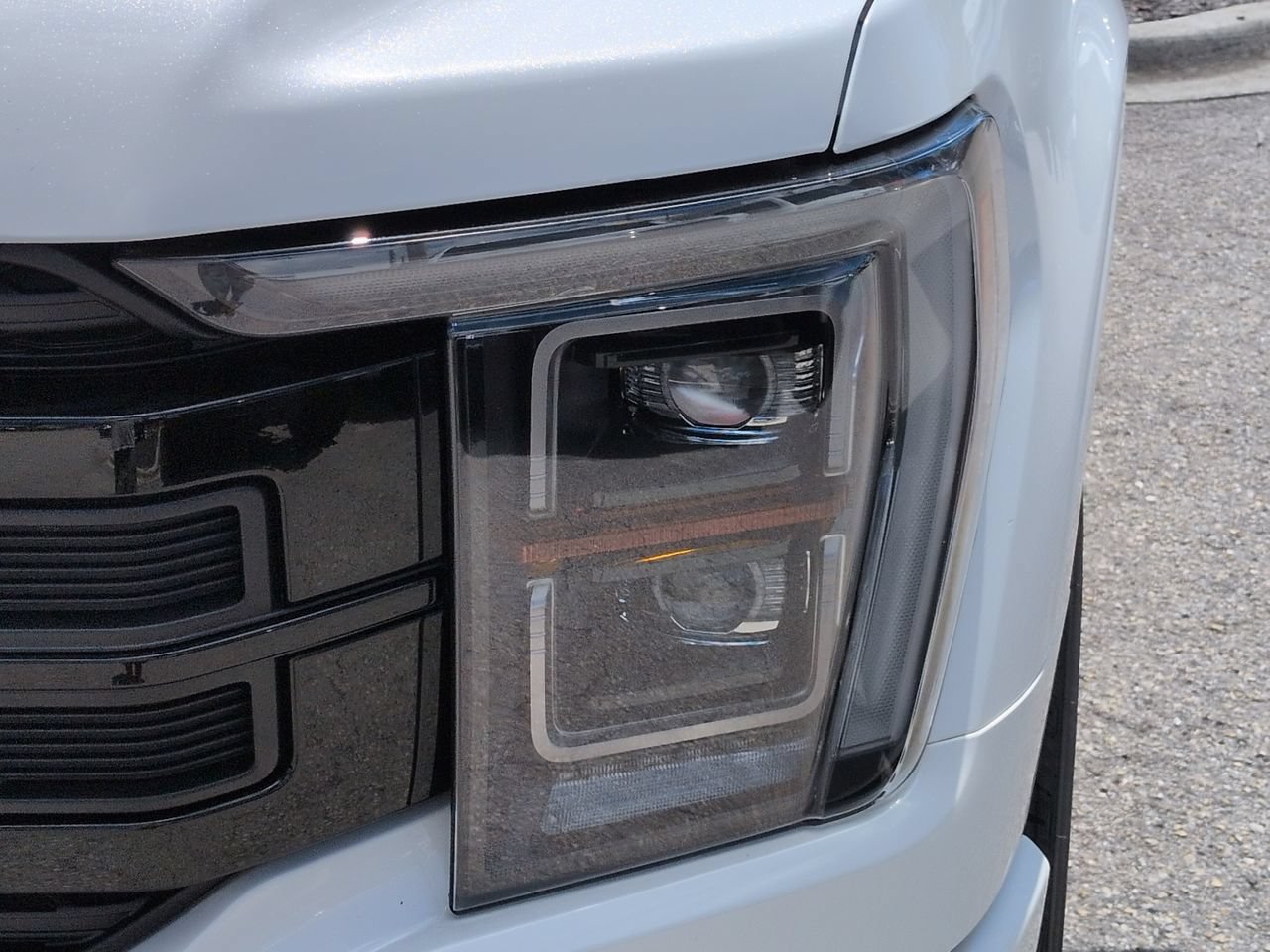 Used 2023 Ford F150 Lariat w/ Equipment Group 502A High AWD/4WD image 10