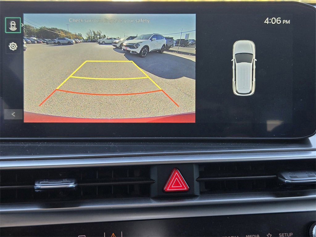 Certified 2025 Kia Sorento S image 16