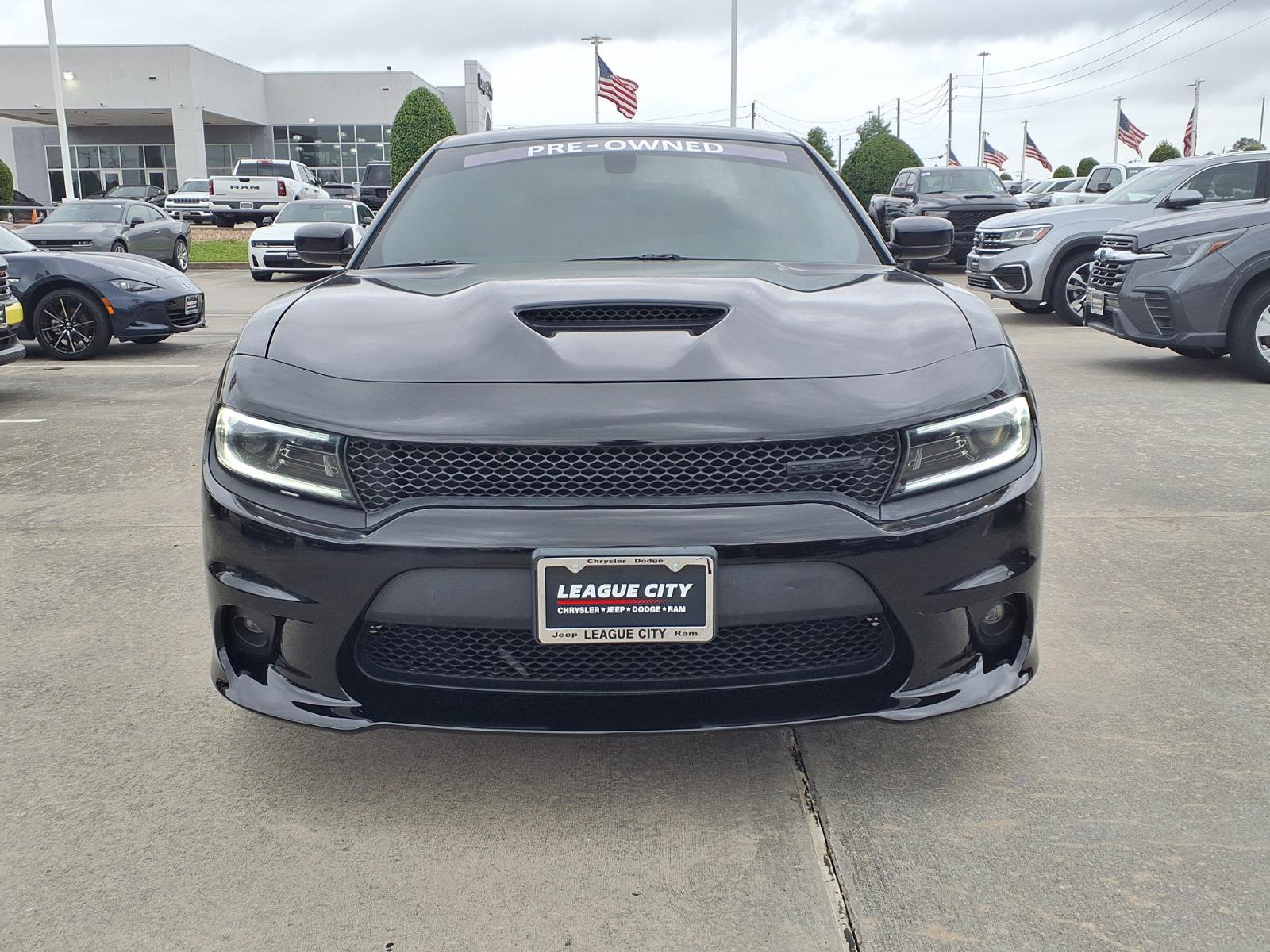Used 2022 Dodge Charger R/T w/ Blacktop Package RWD image 5