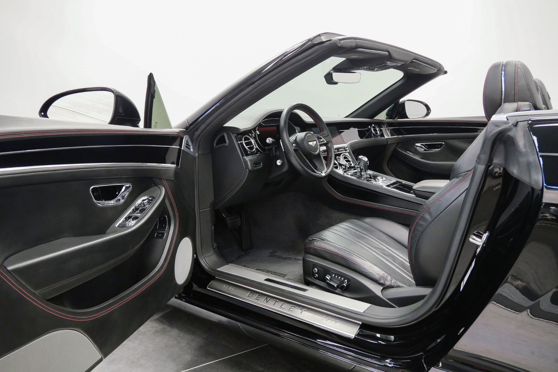 Used 2020 Bentley Continental GT V8 First Edition image 23