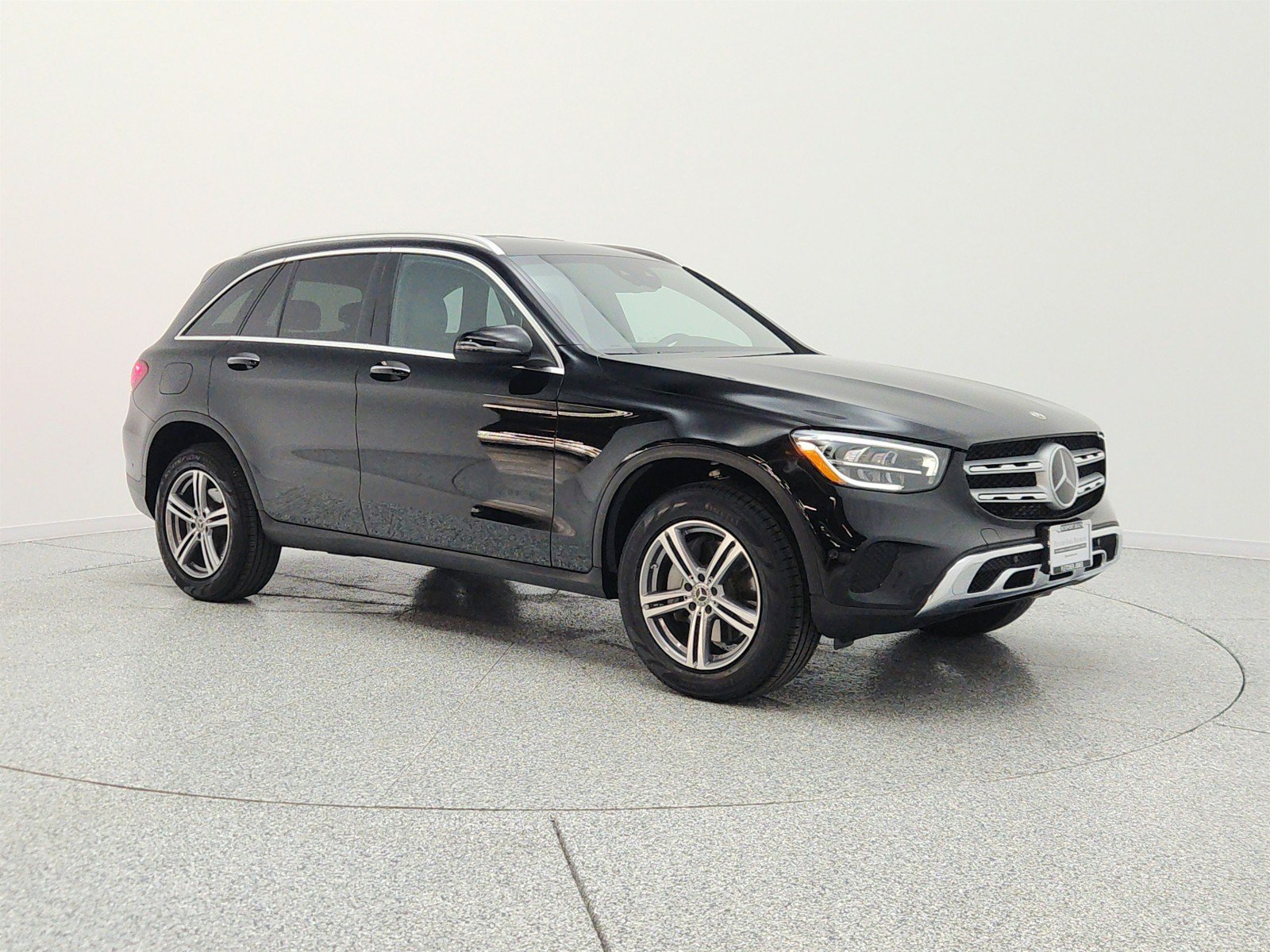 Used 2022 Mercedes-Benz GLC 300 image 3