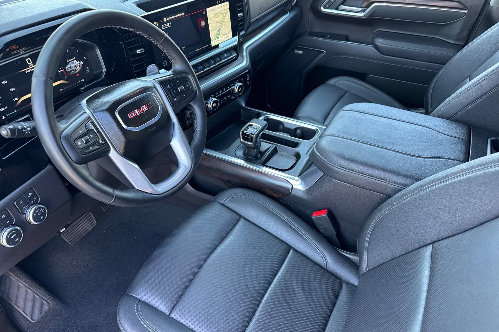 Used 2026 GMC Sierra 1500 SLT w/ SLT Premium Plus Package AWD/4WD image 10