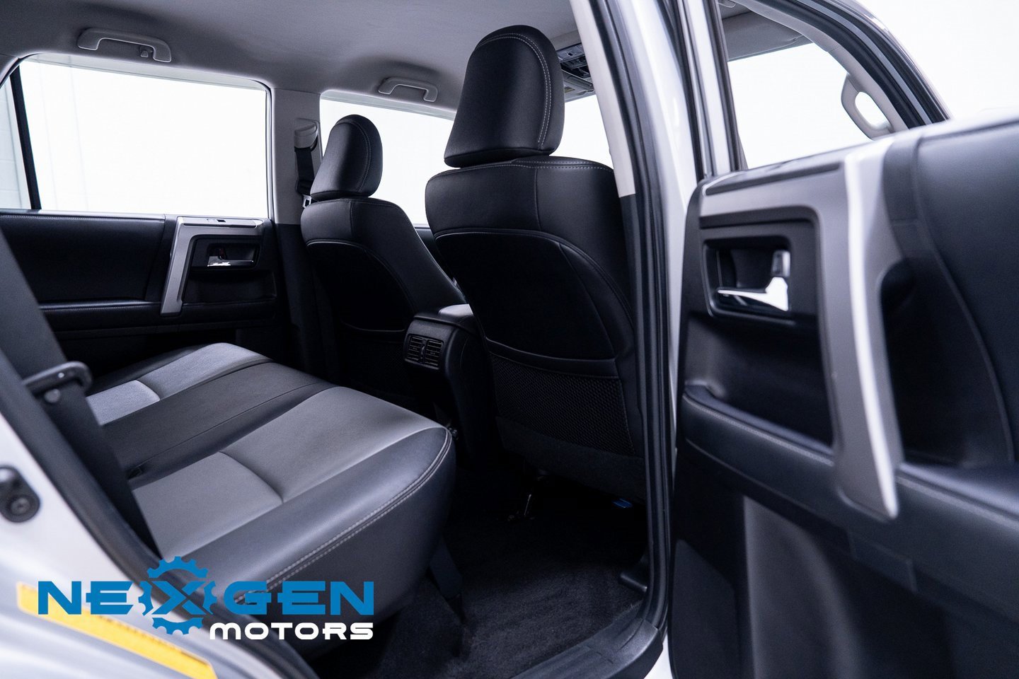 Used 2021 Toyota 4Runner SR5 Premium image 41