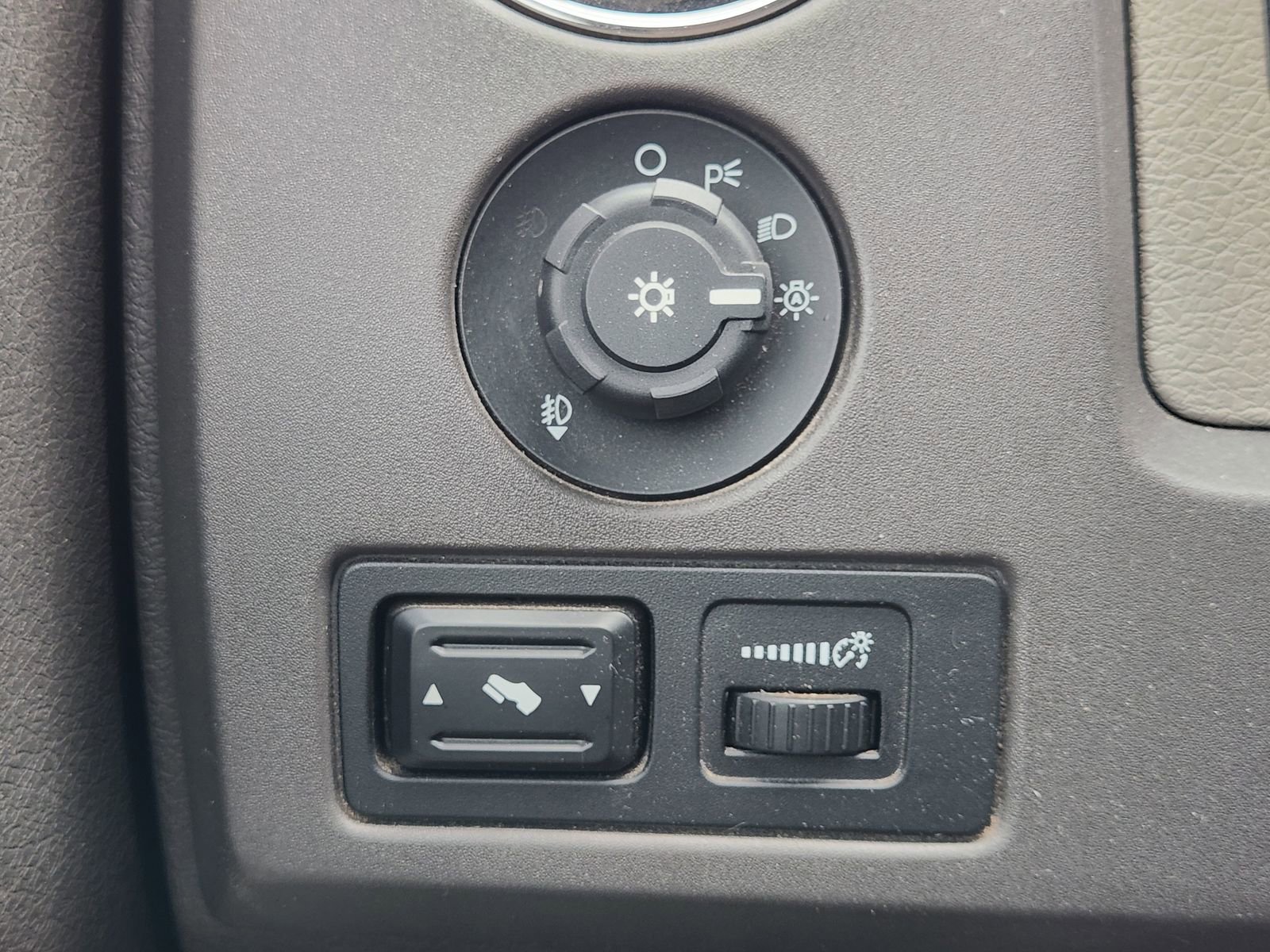 Used 2010 Ford F150 XLT AWD/4WD image 22