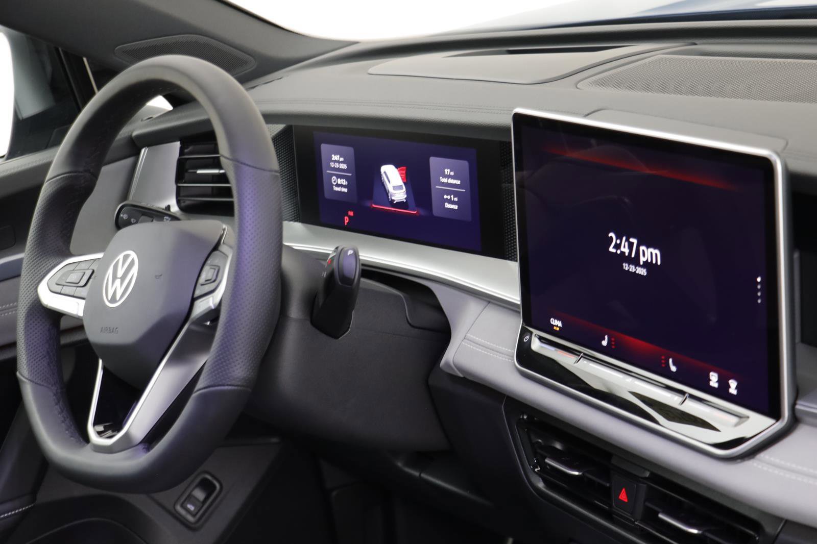 New 2026 Volkswagen Tiguan SE R-Line image 20