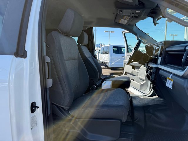 New 2026 Ford F550 4x4 Supercab Super Duty image 16