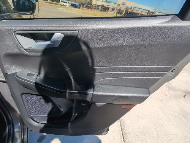 Used 2025 Ford Escape ST-Line Select image 32