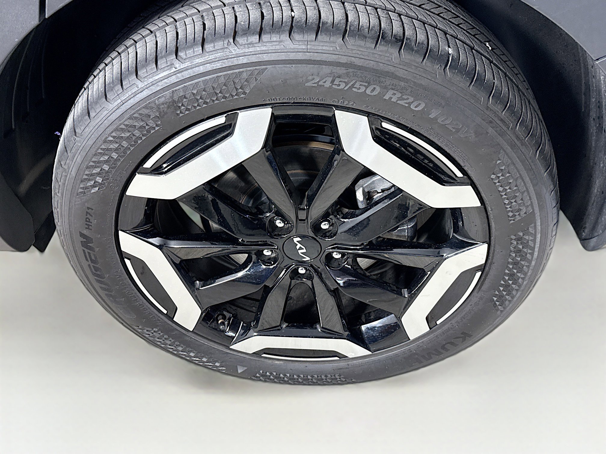 Used 2025 Kia Telluride S image 40