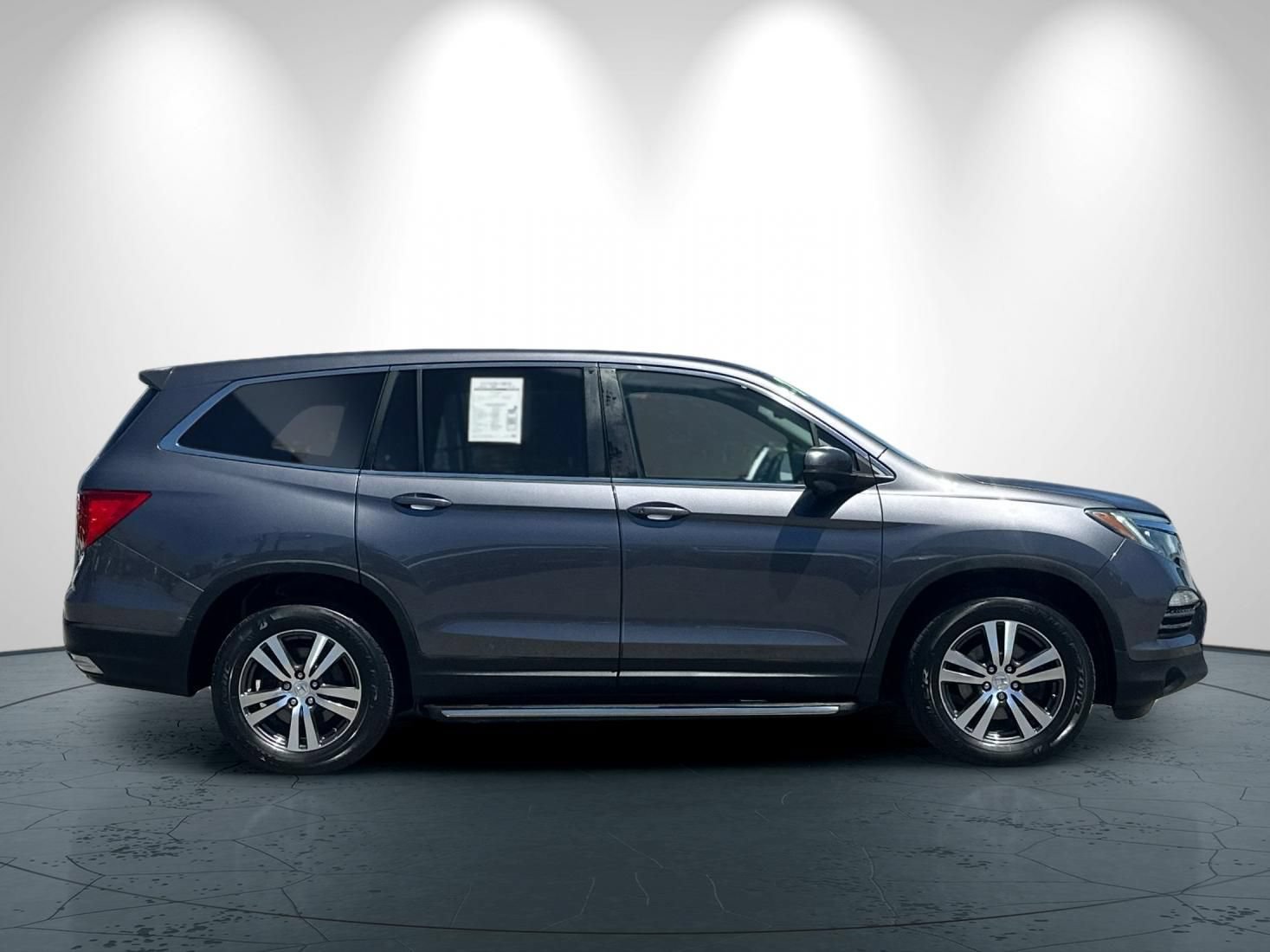 Used 2017 Honda Pilot EX-L image 3
