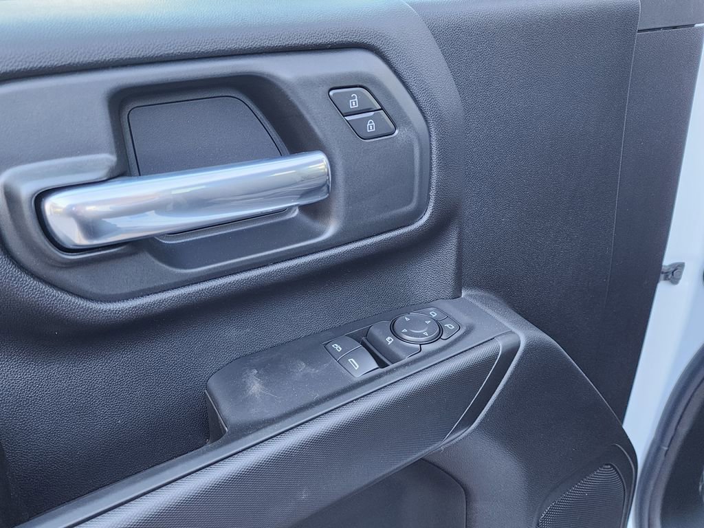 New 2026 GMC Sierra 3500 Pro w/ Convenience Package image 19