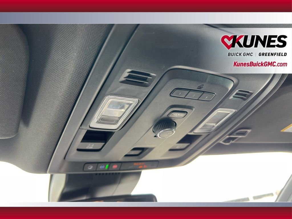 Used 2024 Chevrolet Tahoe Z71 image 34