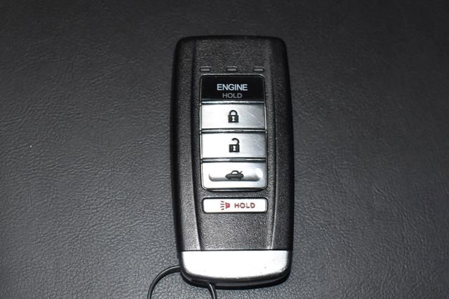 Used 2018 Acura RLX Sport Hybrid w/ Advance Pkg image 24