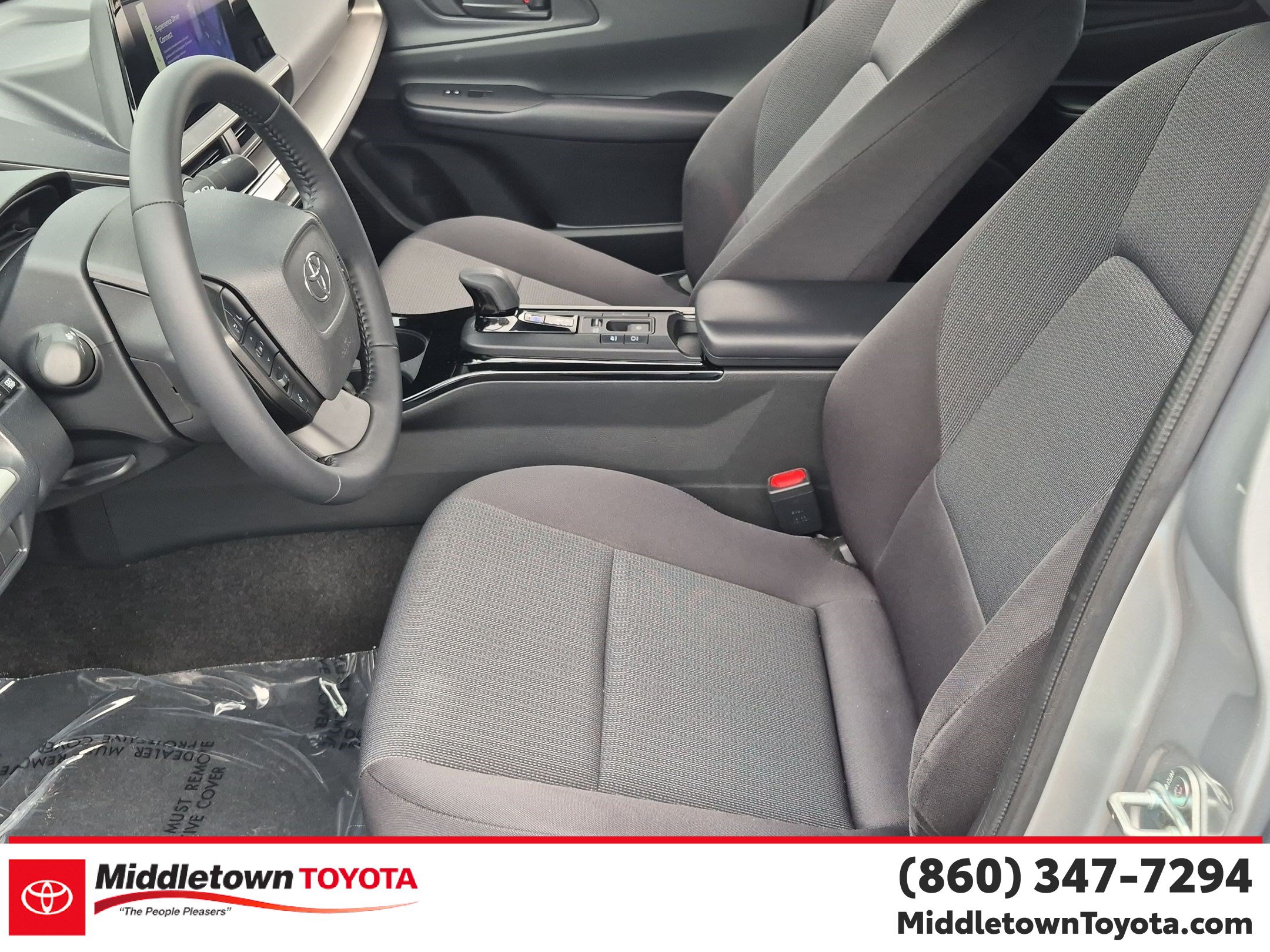Used 2023 Toyota Prius LE FWD image 13