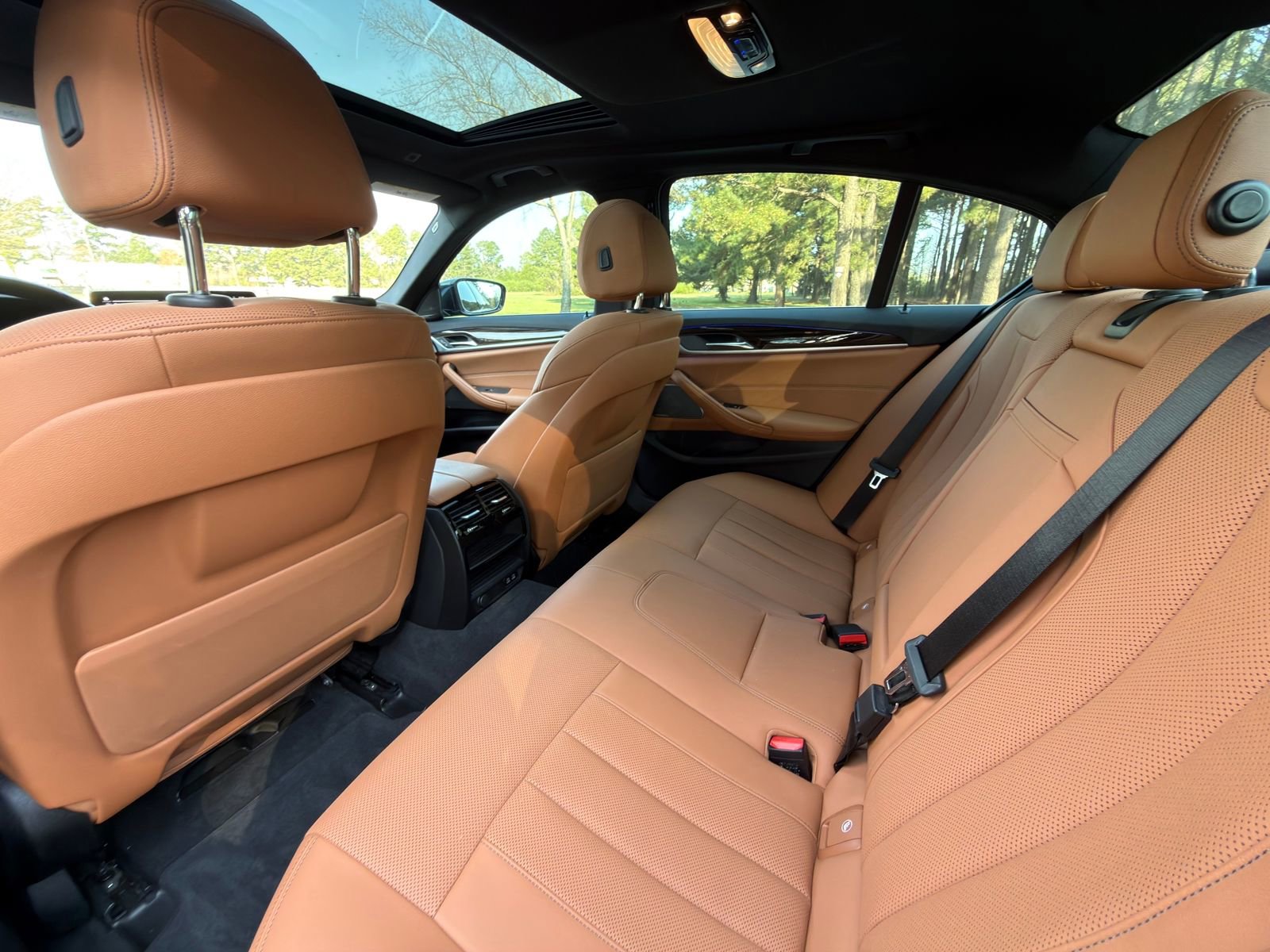 Certified 2023 BMW 540i w/ Premium Package image 15