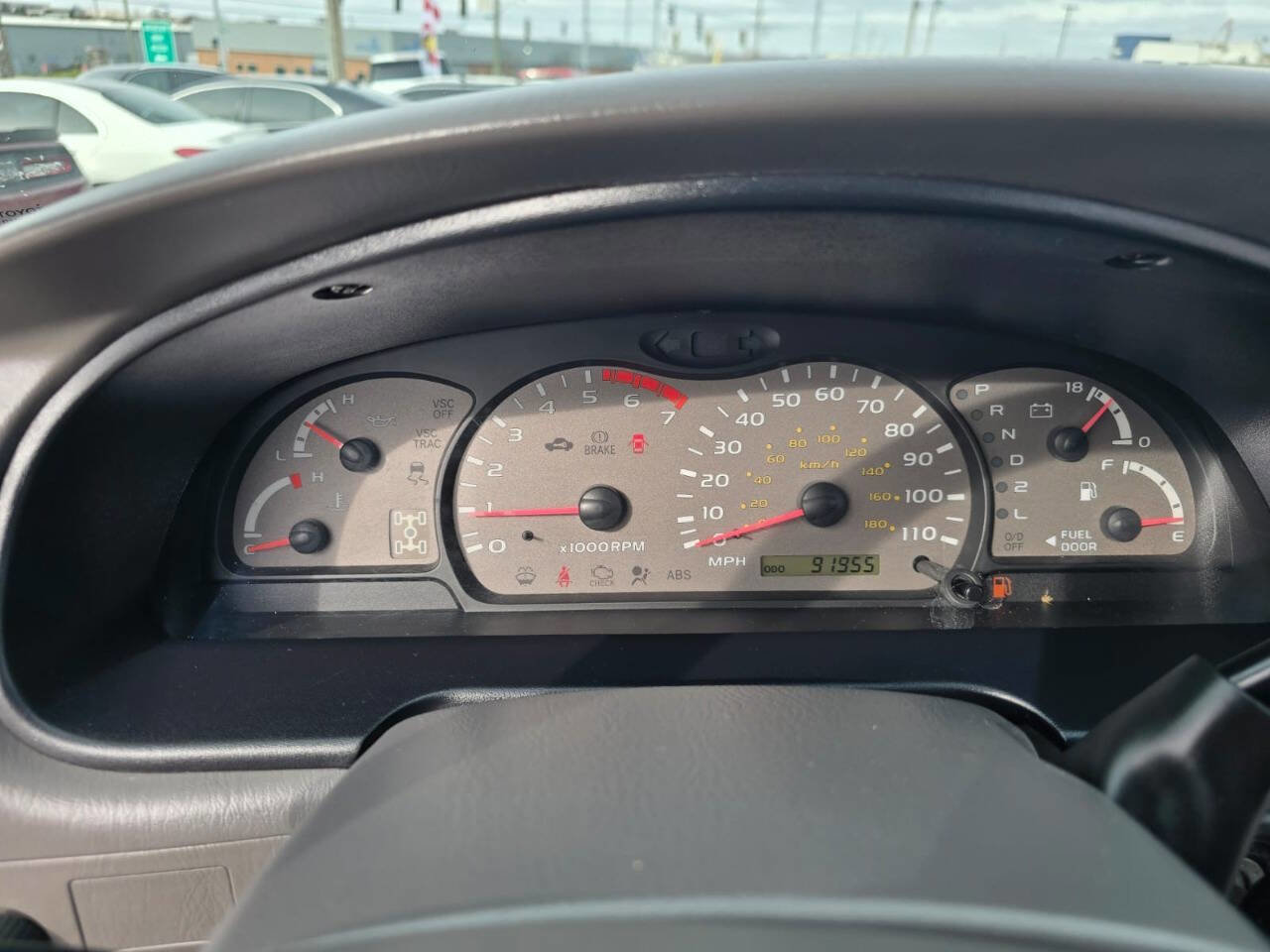 Used 2004 Toyota Sequoia Limited image 32