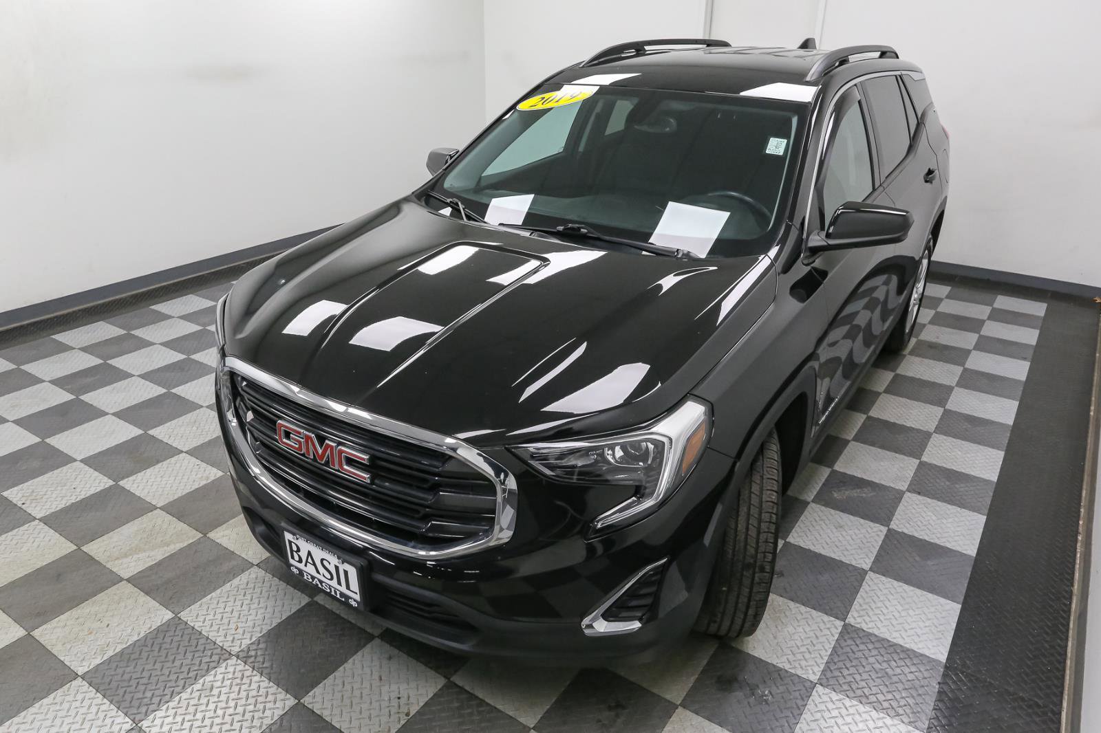Used 2019 GMC Terrain SLE w/ Driver Convenience Package image 6