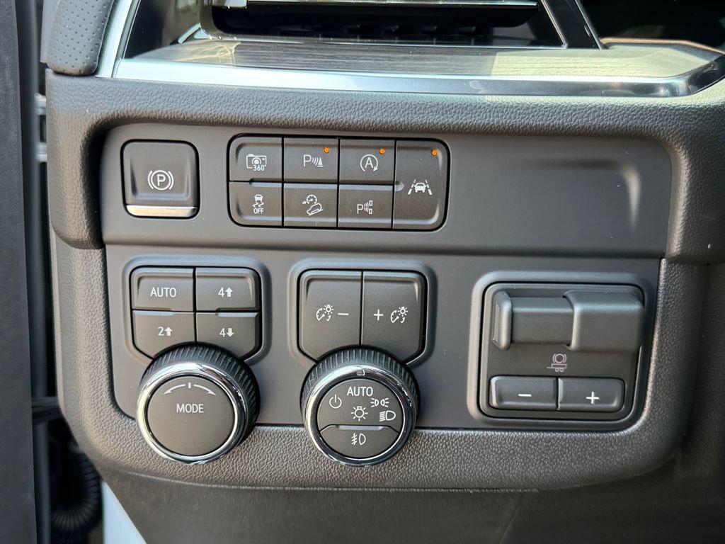 New 2026 Chevrolet Tahoe Premier AWD/4WD image 23