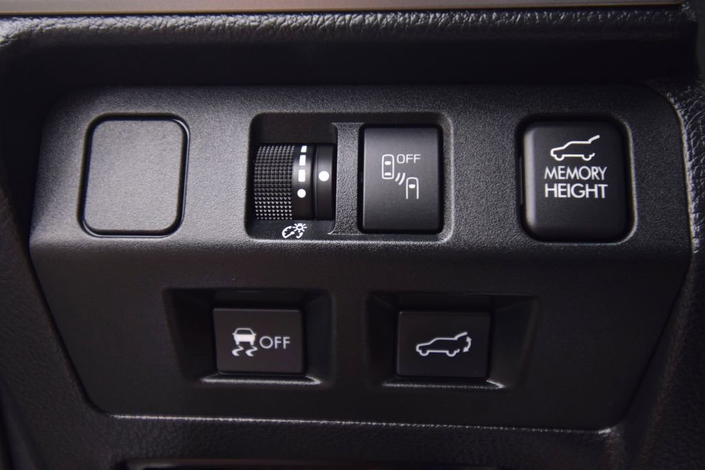 Used 2018 Subaru Forester 2.5i Limited image 37