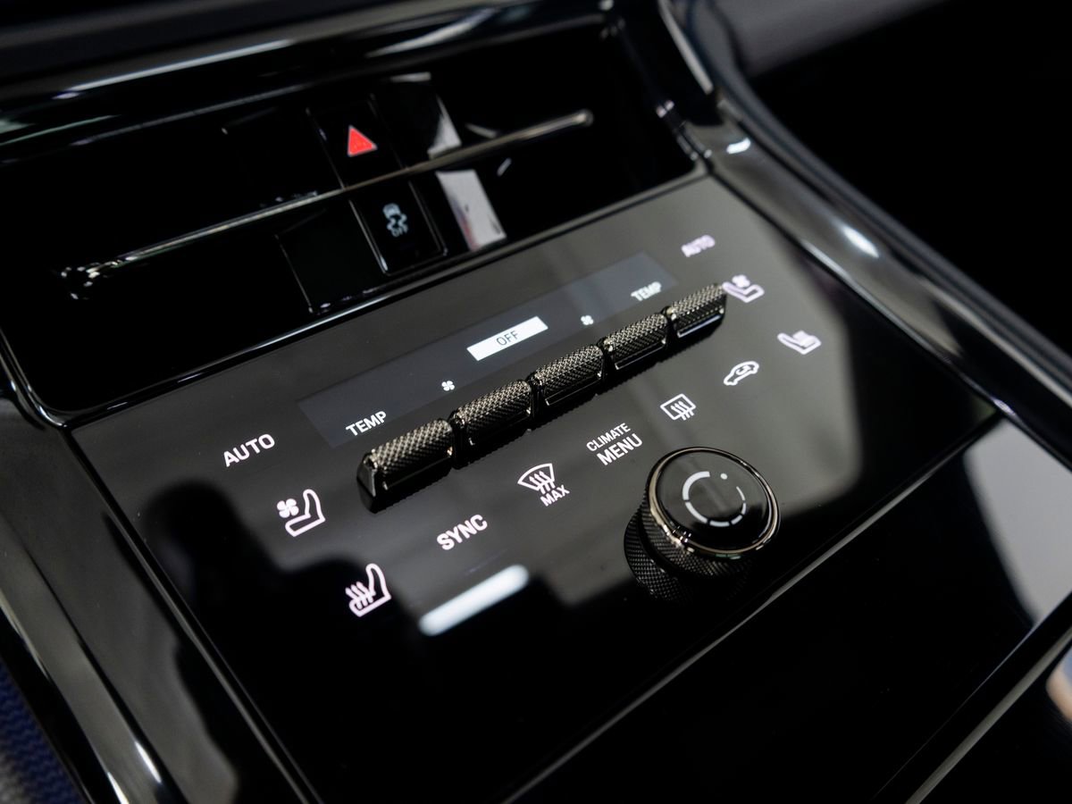 Certified 2025 Porsche Panamera Turbo S AWD/4WD image 17