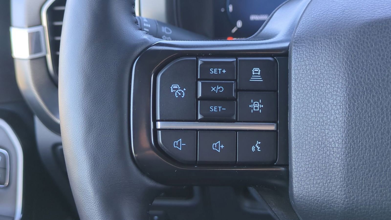 Certified 2024 Ford F150 Platinum w/ Equipment Group 702A High image 29