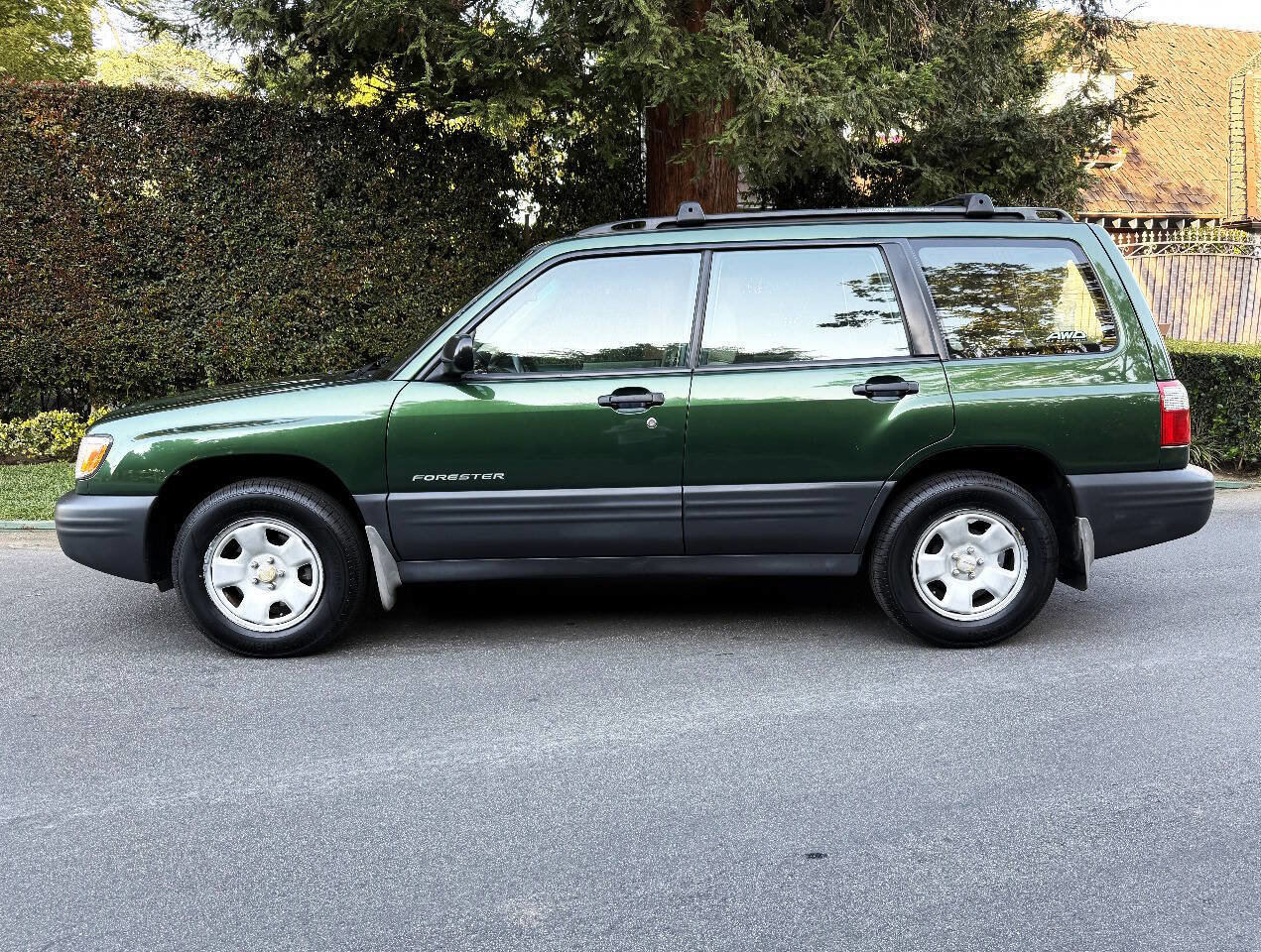 Used 2002 Subaru Forester L AWD/4WD image 3
