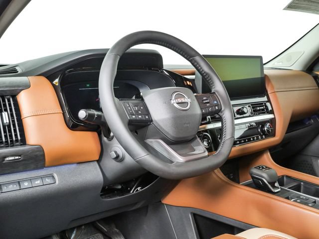 Used 2026 Nissan Pathfinder Platinum w/ Cargo Package FWD image 4