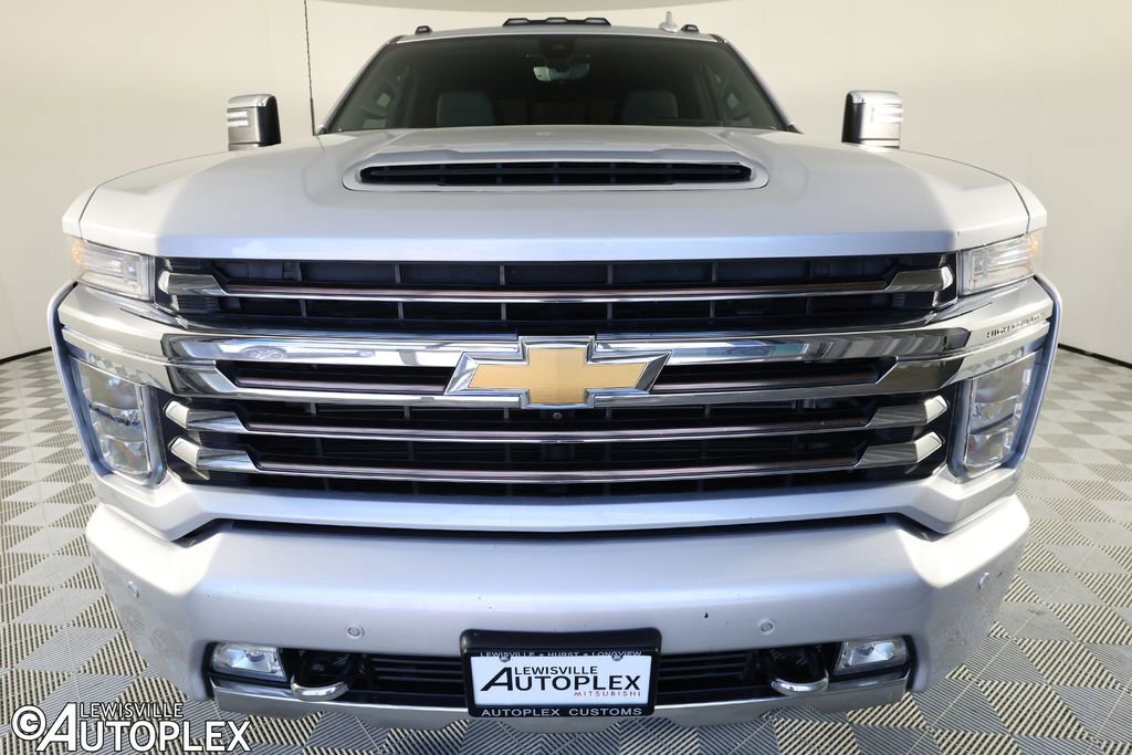 Used 2022 Chevrolet Silverado 3500 High Country w/ Technology Package AWD/4WD image 2