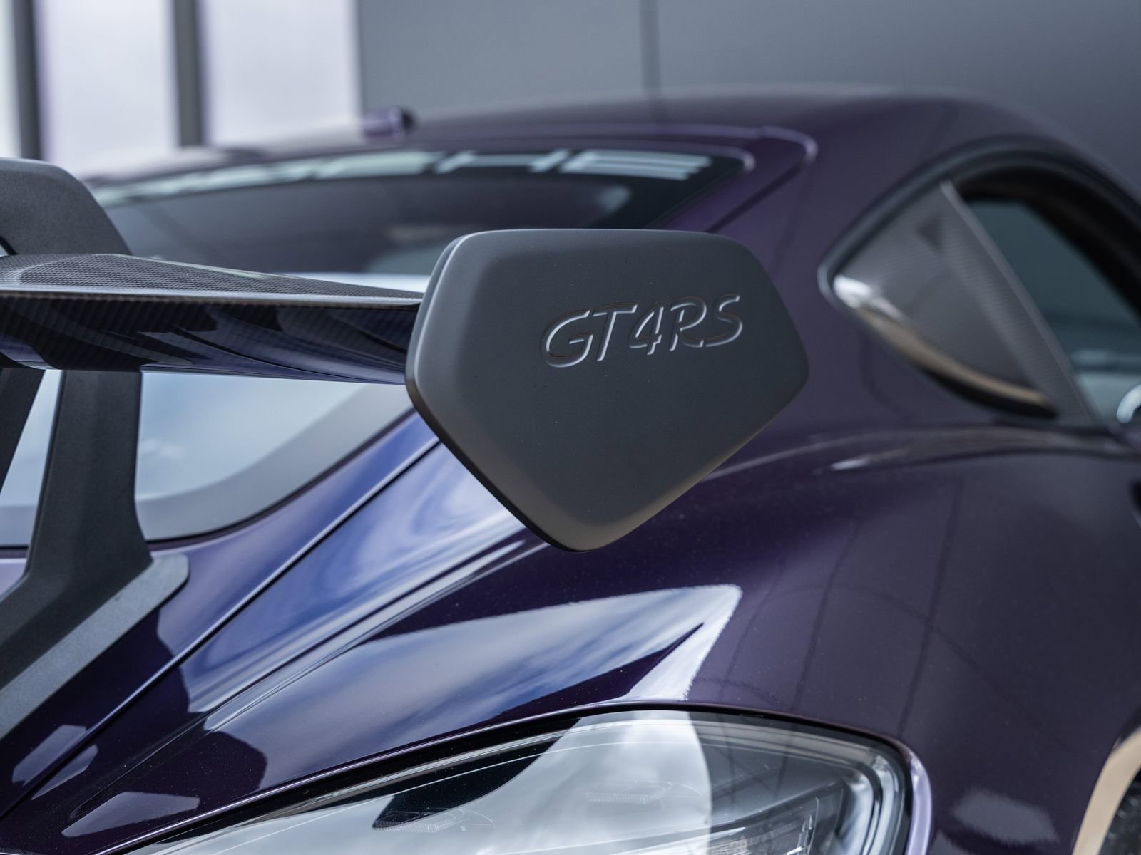 Certified 2025 Porsche 718 Cayman GT4 RS RWD image 19