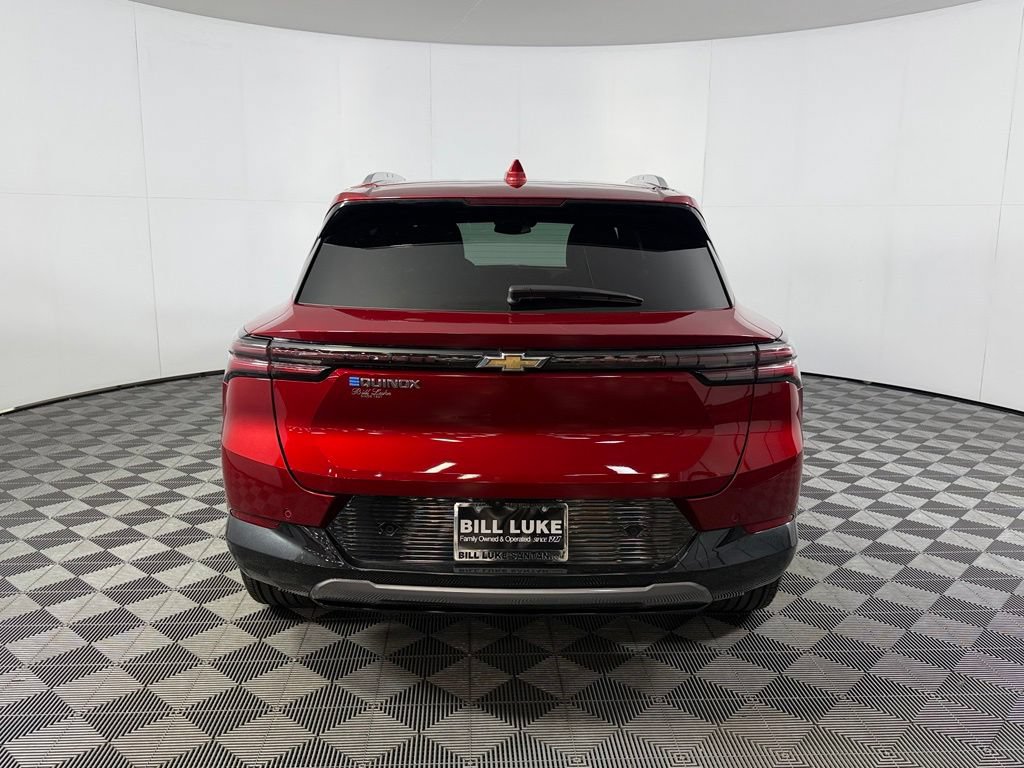 Used 2024 Chevrolet Equinox EV LT FWD image 8