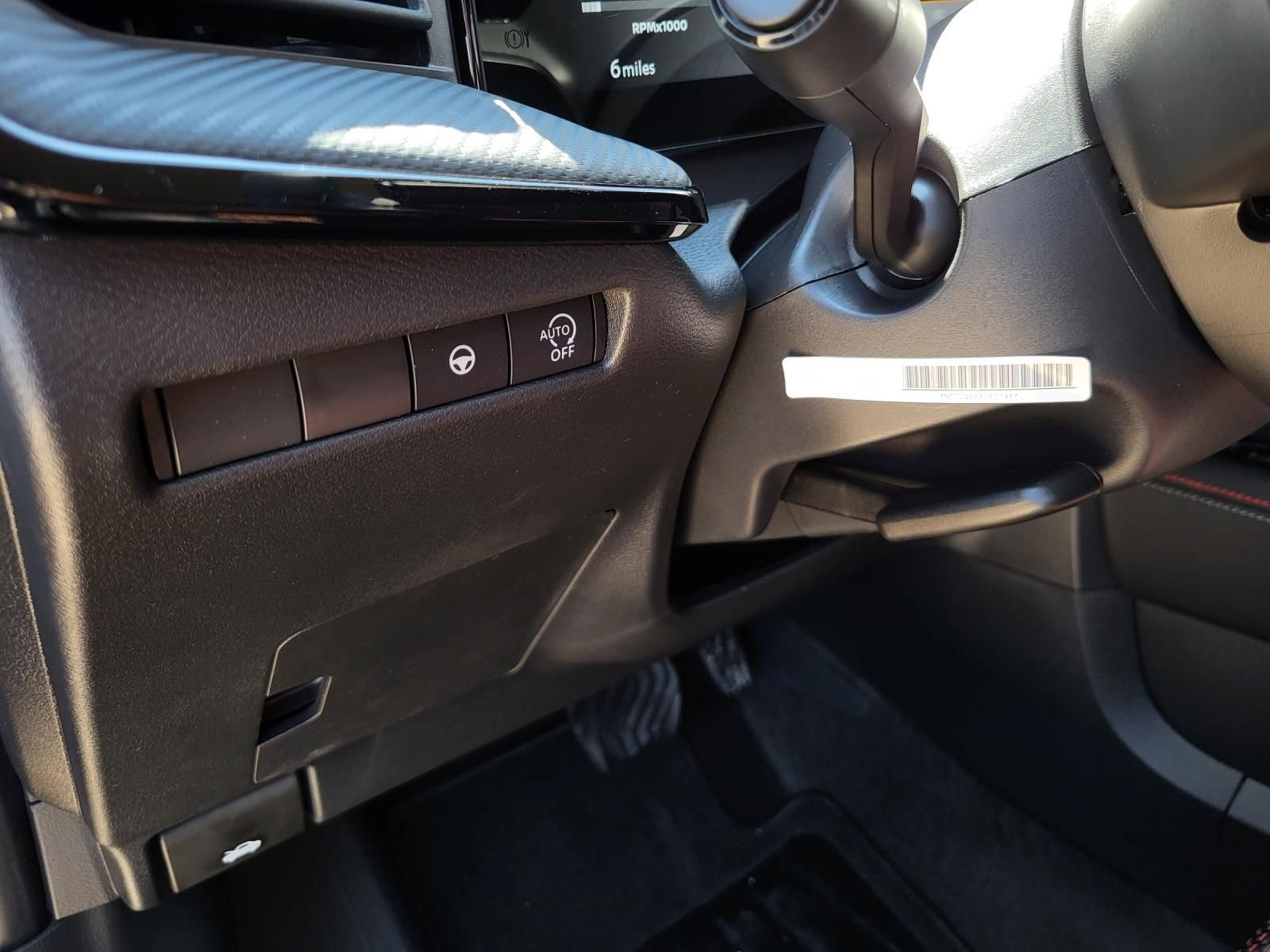 New 2026 Nissan Kicks SR image 20