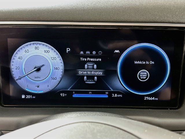 Used 2022 Hyundai Santa Cruz SEL w/ Activity Package FWD image 16