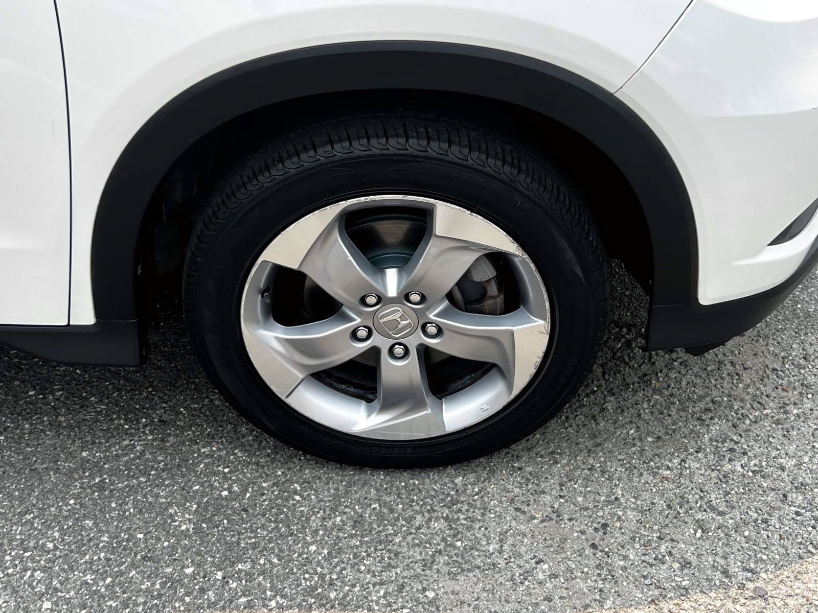 Certified 2018 Honda HR-V LX image 7