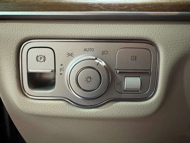 Used 2023 Mercedes-Benz GLE 350 4MATIC image 21