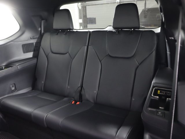 New 2026 Lexus TX 500h AWD w/ Technology Package image 23