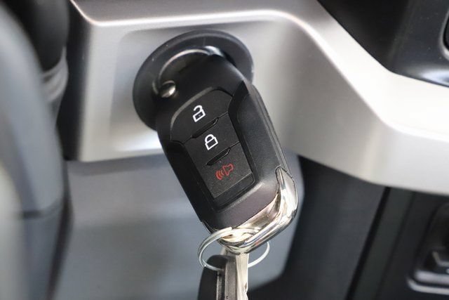 Used 2024 Ford F550 4x4 Regular Cab Super Duty image 33