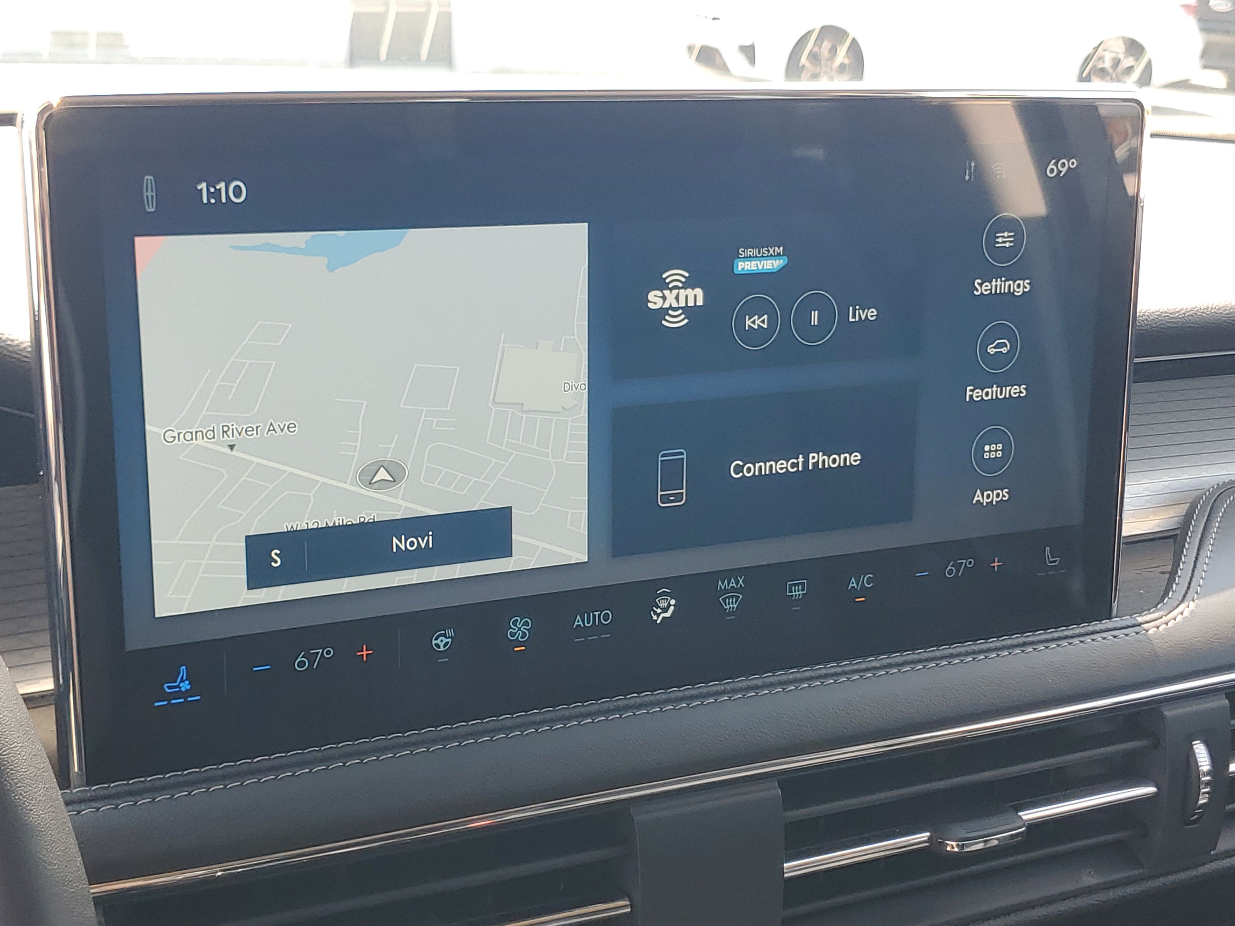 Certified 2024 Lincoln Corsair AWD w/ Equipment Group 101A image 16